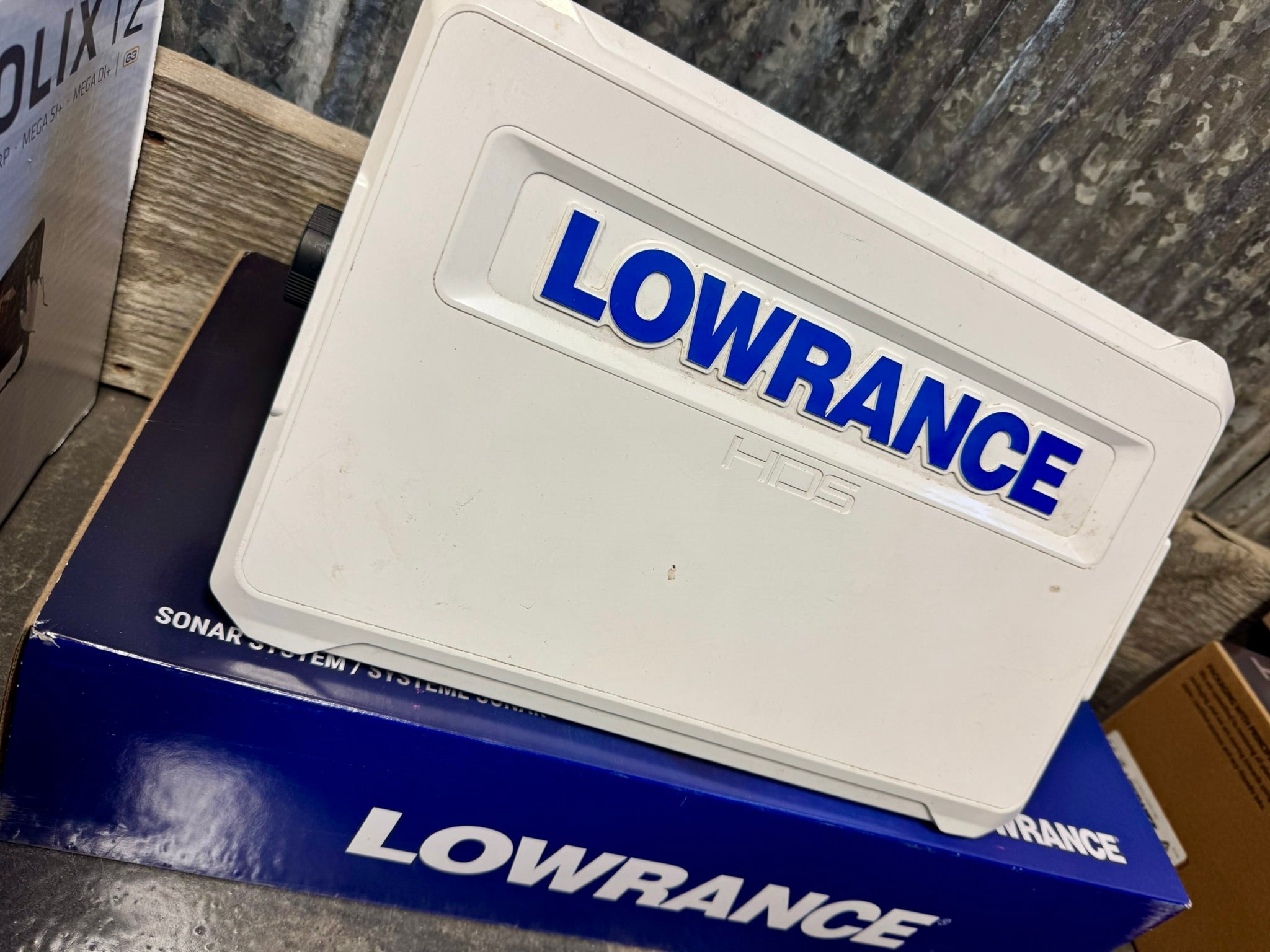 USED Lowrance HDS 12 Live